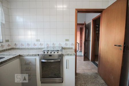 Casa à venda com 280m², 4 quartos e 2 vagasCozinha