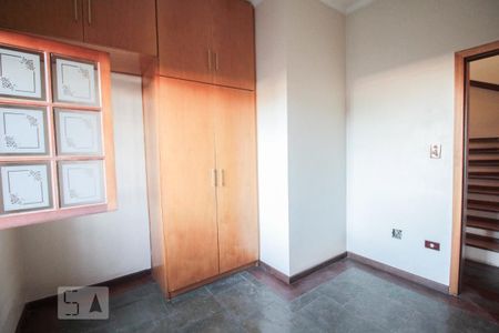 Casa à venda com 280m², 4 quartos e 2 vagasQuarto
