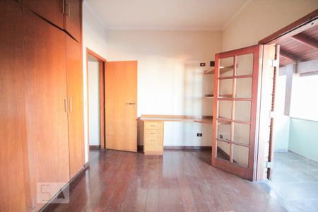 Casa à venda com 280m², 4 quartos e 2 vagasQuarto