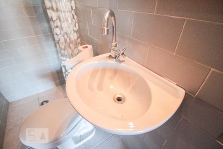 Casa à venda com 280m², 4 quartos e 2 vagasBanheiro de Serviço