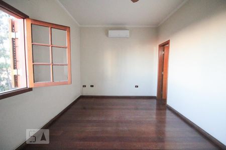 Casa à venda com 280m², 4 quartos e 2 vagasQuarto