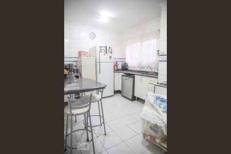 Casa à venda com 320m², 3 quartos e 6 vagasCozinha