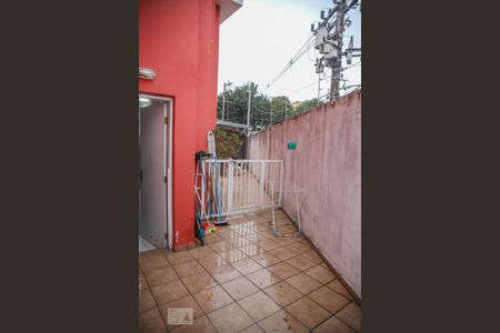 Casa à venda com 320m², 3 quartos e 6 vagasQuintal