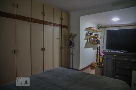 Casa à venda com 320m², 3 quartos e 6 vagasSuíte 2