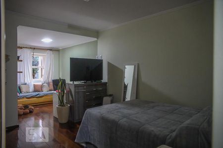 Casa à venda com 320m², 3 quartos e 6 vagasSuíte 2