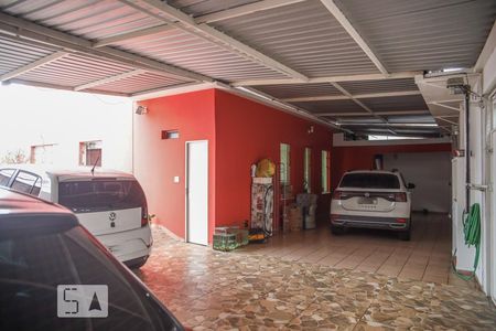Casa à venda com 320m², 3 quartos e 6 vagasGaragem