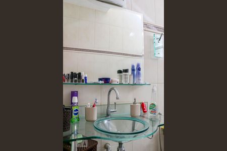 Casa à venda com 140m², 3 quartos e 15 vagasBanheiro da Suíte