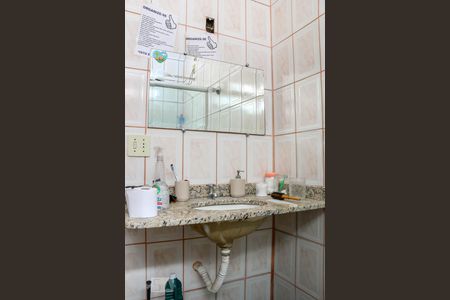 Casa à venda com 140m², 3 quartos e 15 vagasBanheiro Social