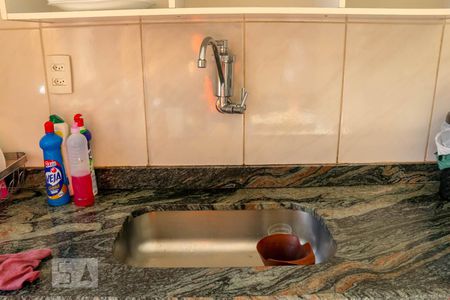 Casa à venda com 140m², 3 quartos e 15 vagasCozinha