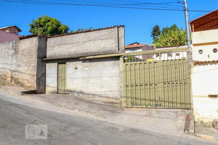 Casa à venda com 140m², 3 quartos e 15 vagasFachada
