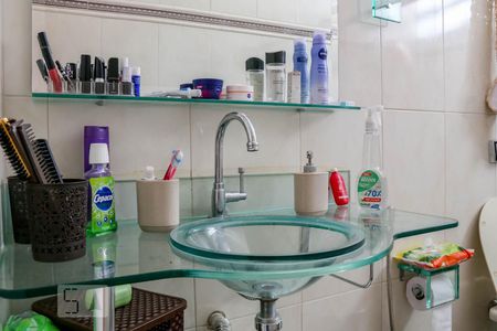 Casa à venda com 140m², 3 quartos e 15 vagasBanheiro da Suíte