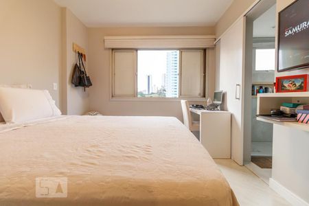 Apartamento à venda com 79m², 2 quartos e 1 vagaSuíte