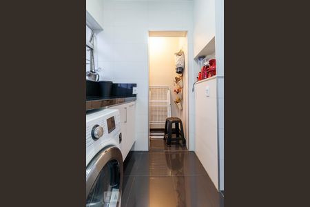 Apartamento à venda com 79m², 2 quartos e 1 vagaÁrea de Serviço