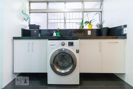 Apartamento à venda com 79m², 2 quartos e 1 vagaÁrea de Serviço