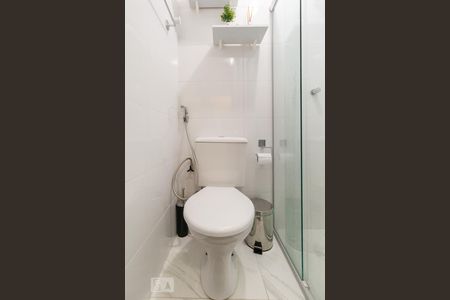 Apartamento à venda com 79m², 2 quartos e 1 vagaBanheiro de Serviço