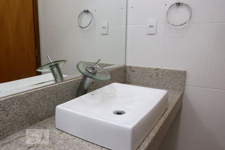 Apartamento para alugar com 98m², 2 quartos e 2 vagasBanheiro Social