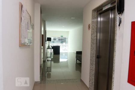 Apartamento para alugar com 98m², 2 quartos e 2 vagasHall
