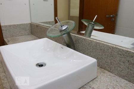 Apartamento para alugar com 98m², 2 quartos e 2 vagasBanheiro da Suíte