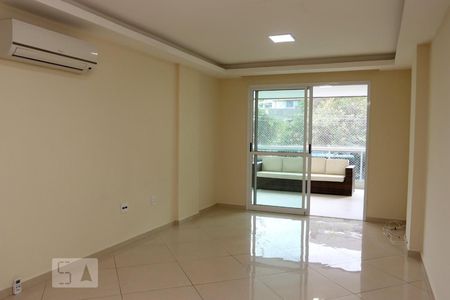 Sala  de apartamento para alugar com 2 quartos, 98m² em Recreio dos Bandeirantes, Rio de Janeiro