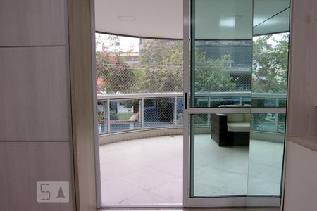 Apartamento para alugar com 98m², 2 quartos e 2 vagasSuíte 