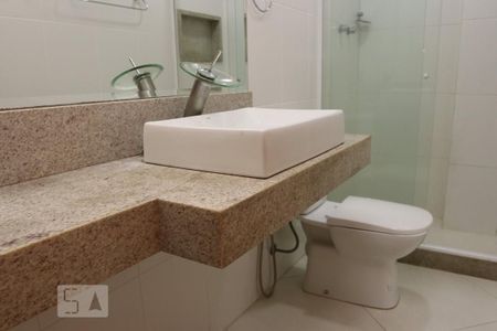 Apartamento para alugar com 98m², 2 quartos e 2 vagasBanheiro da Suíte
