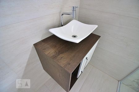 Studio para alugar com 36m², 1 quarto e 1 vagaDetalhes do Banheiro 