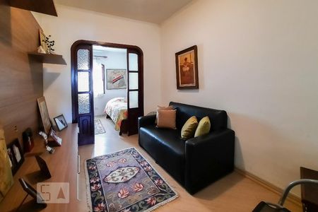 Casa para alugar com 250m², 4 quartos e 2 vagas Casa para alugar com 250m², 4 quartos e 2 vagasQuarto 1