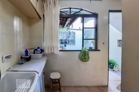 Casa para alugar com 250m², 4 quartos e 2 vagas Casa para alugar com 250m², 4 quartos e 2 vagasÁrea de Serviço