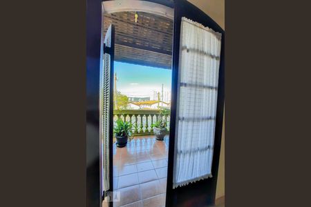 Casa para alugar com 250m², 4 quartos e 2 vagas Casa para alugar com 250m², 4 quartos e 2 vagasVaranda da Suíte