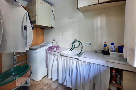 Casa para alugar com 250m², 4 quartos e 2 vagas Casa para alugar com 250m², 4 quartos e 2 vagasÁrea de Serviço