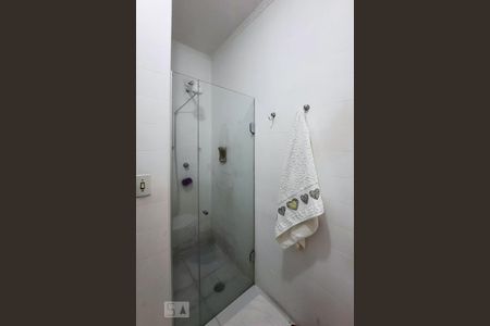 Casa para alugar com 250m², 4 quartos e 2 vagas Casa para alugar com 250m², 4 quartos e 2 vagasBanheiro Social