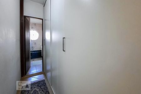 Casa para alugar com 250m², 4 quartos e 2 vagas Casa para alugar com 250m², 4 quartos e 2 vagasBanheiro da Suíte