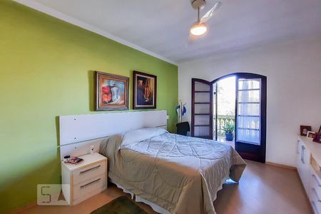 Casa para alugar com 250m², 4 quartos e 2 vagas Casa para alugar com 250m², 4 quartos e 2 vagasSuíte