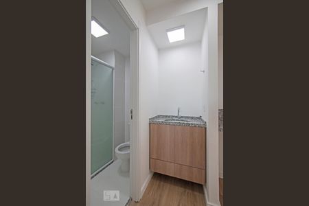 Apartamento para alugar com 53m², 2 quartos e 1 vaga Apartamento para alugar com 53m², 2 quartos e 1 vagaLavatório e Banheiro