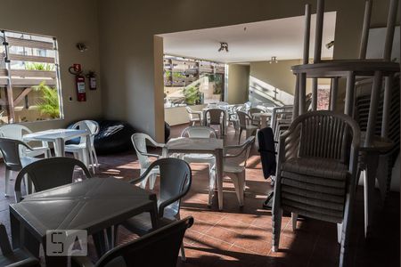 Apartamento à venda com 100m², 2 quartos e 2 vagas Apartamento à venda com 100m², 2 quartos e 2 vagasÁrea comum - Salão de festas