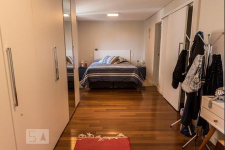 Apartamento à venda com 100m², 2 quartos e 2 vagas Apartamento à venda com 100m², 2 quartos e 2 vagasSuite