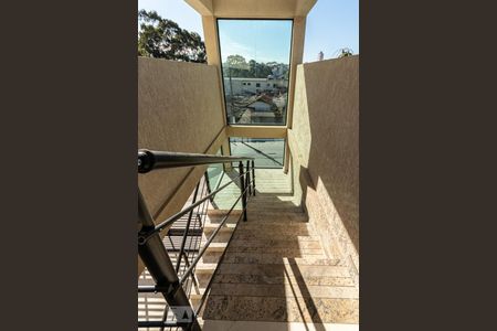 Apartamento à venda com 42m², 2 quartos e sem vagaEscada de acesso 