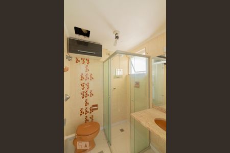 Banheiro de apartamento para alugar com 1 quarto, 50m² em Indianópolis, São Paulo