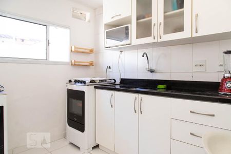 Casa de condomínio para alugar com 83m², 3 quartos e 2 vagas Casa de condomínio para alugar com 83m², 3 quartos e 2 vagasCozinha