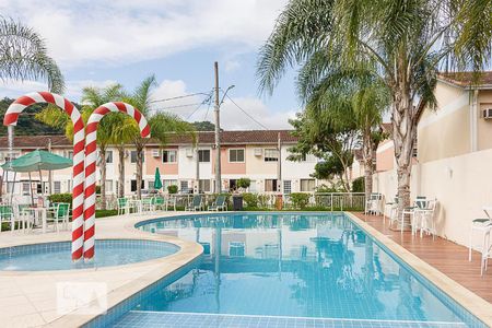 Casa de condomínio para alugar com 83m², 3 quartos e 2 vagas Casa de condomínio para alugar com 83m², 3 quartos e 2 vagasÁrea comum - piscina