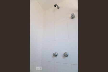 Casa de condomínio para alugar com 83m², 3 quartos e 2 vagas Casa de condomínio para alugar com 83m², 3 quartos e 2 vagasBanheiro da suíte