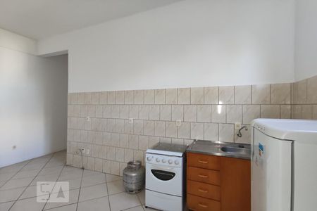 Sala e Cozinha  de apartamento para alugar com 1 quarto, 50m² em Cristo Rei, São Leopoldo