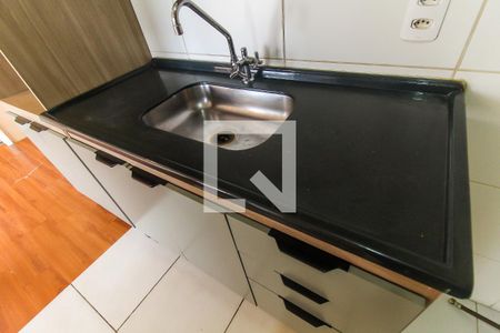 Sala/Cozinha de apartamento para alugar com 2 quartos, 38m² em Vila Taquari, São Paulo