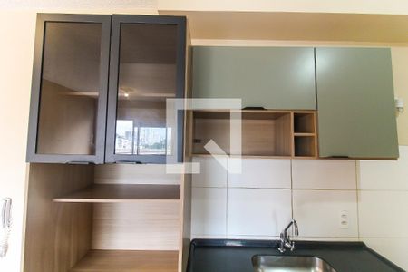 Sala/Cozinha de apartamento para alugar com 2 quartos, 38m² em Vila Taquari, São Paulo