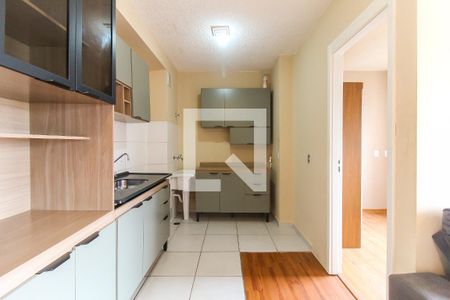 Sala/Cozinha de apartamento para alugar com 2 quartos, 38m² em Vila Taquari, São Paulo