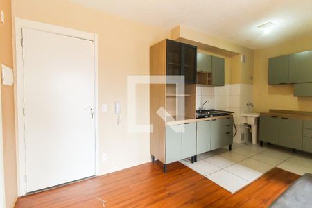 Sala/Cozinha de apartamento para alugar com 2 quartos, 38m² em Vila Taquari, São Paulo