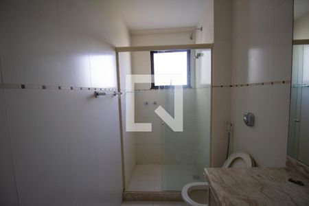 Apartamento à venda com 360m², 4 quartos e 2 vagasBanheiro da Suíte 1