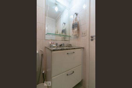 Apartamento à venda com 70m², 3 quartos e 2 vagasBanheiro 2
