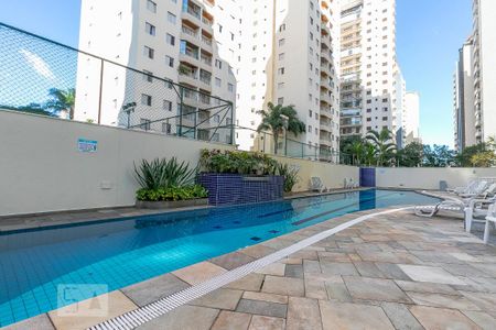 Apartamento à venda com 70m², 3 quartos e 2 vagasÁrea comum - Piscina