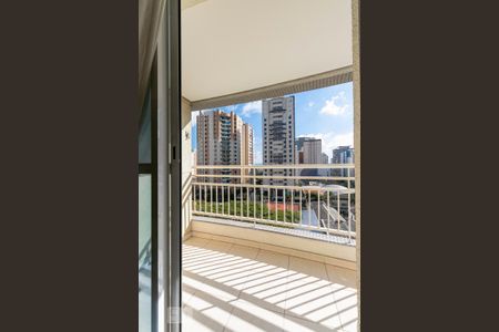 Apartamento à venda com 70m², 3 quartos e 2 vagasVaranda